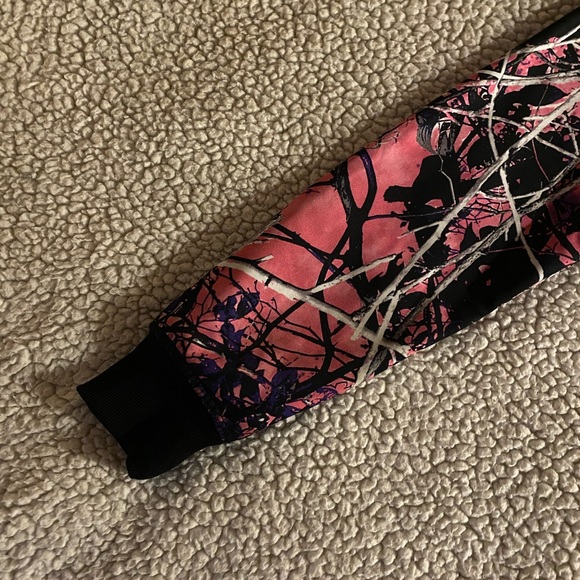 Muddy Girl Sweatshirt - Picture 6 of 7